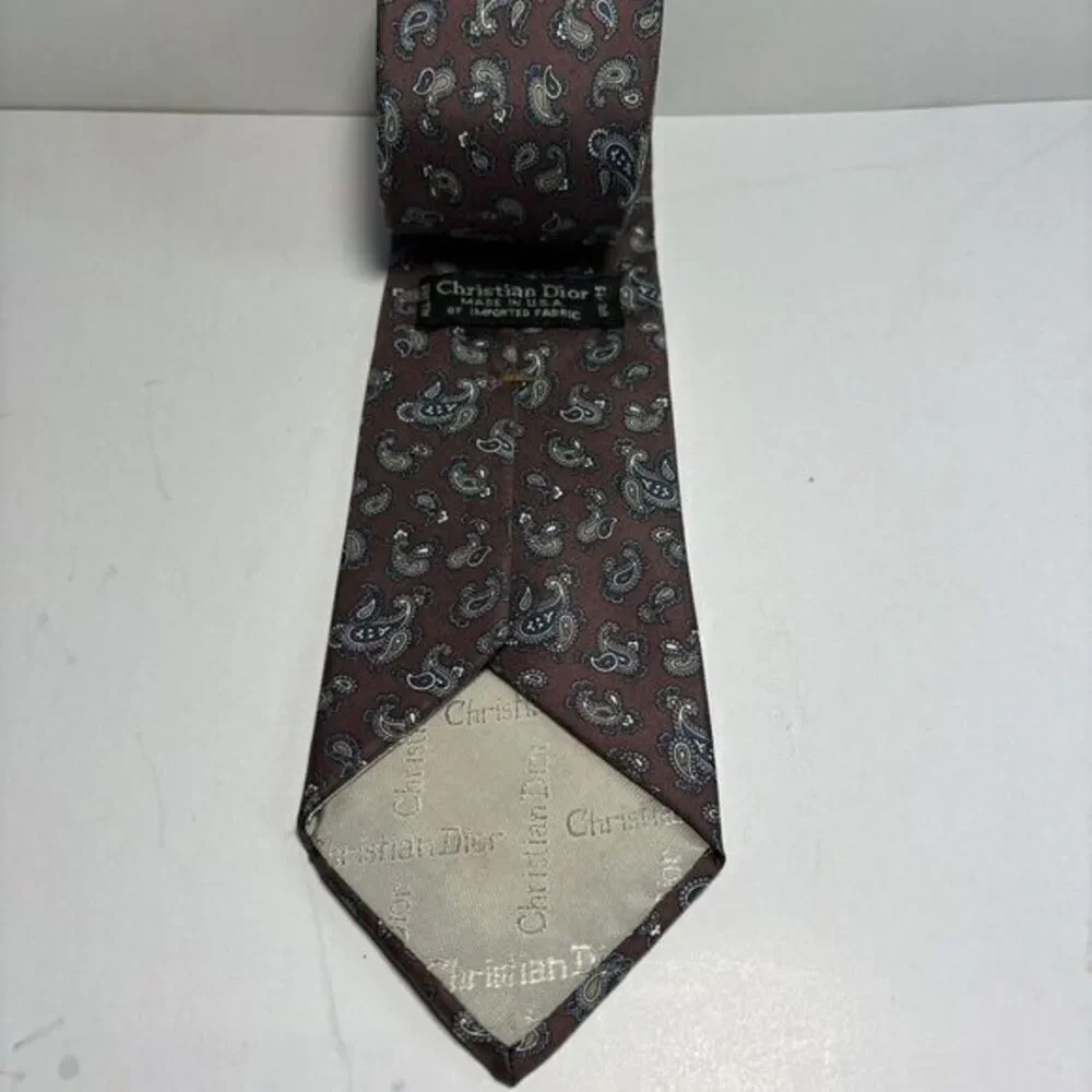 Vintage Christian Dior Necktie Mens Burgundy Blue Paisley‎ All Silk USA Designer